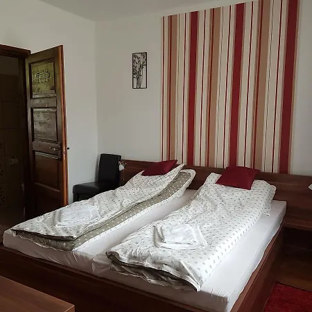 Hegyalja Vendeghaz 3* Mikohaza