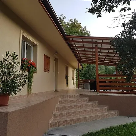 Hegyalja Vendeghaz