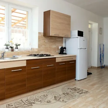 Hegyalja Vendeghaz 3* Mikohaza